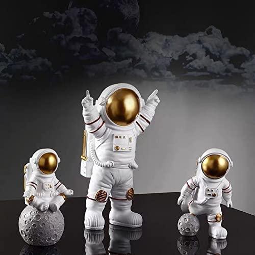 🪐 Astronaut Spaceman Figurine Set (3 Pcs) – Golden